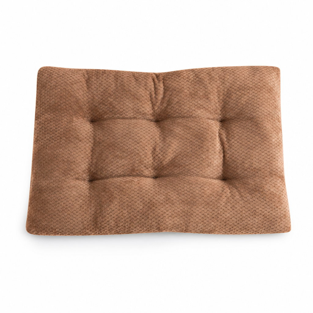 Cozy Winter Pet Bed Mat Warm Plaid Sleeping Cushion for Cats and Dogs Soft Washable Nest Pad